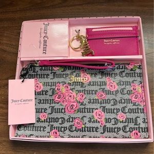 Juicy Couture wristlet/key ring gift set